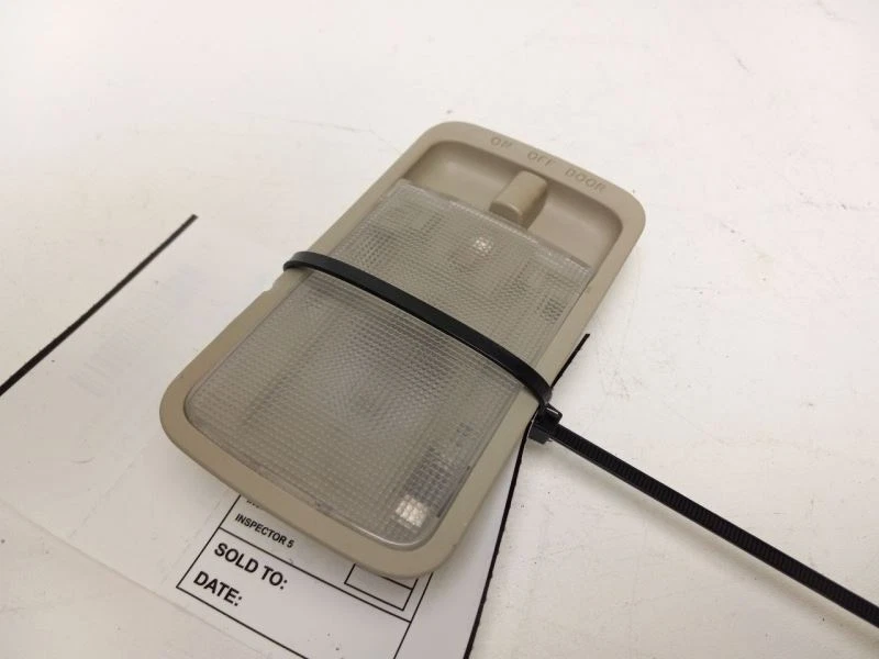 Luz domo techo trasero Nissan Rogue 2008-2015 41447 Foto 3 de 4