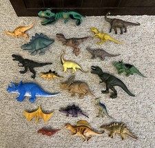 Lot Of 20 Toy Dinosaurs