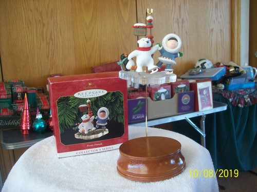 Hallmark Keepsake 1999 Frosty Friends In Original Box Christmas Ornament