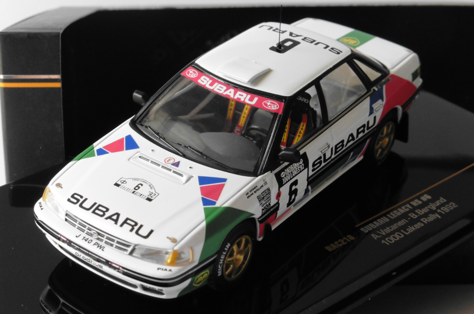 Subaru Legacy RS IXO 1:43 voiture miniature 1000 Lakes Rally 1992 RAC218