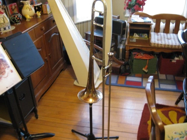 Olds Super vintage trombone, Very Good Slide, Great Tone - Image 3 of 4