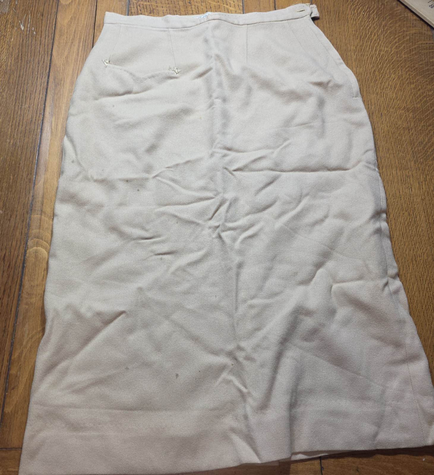 Vintage 60s Lofties by Lawrence Tan Leaf Embroide… - image 2