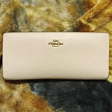 Coach Beige Leather Envelope Wallet Logo Card Slots Snap Closure Folding