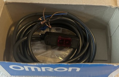 Omron E3S-AT81