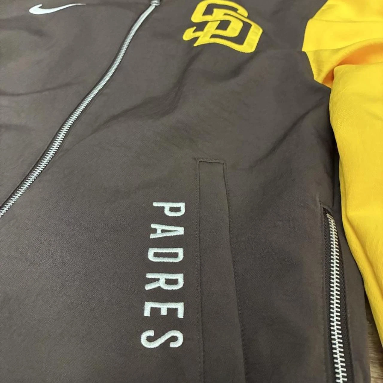 Nike San Diego Padres 2026 MLB Dugout Bomber Jacket XS image 2