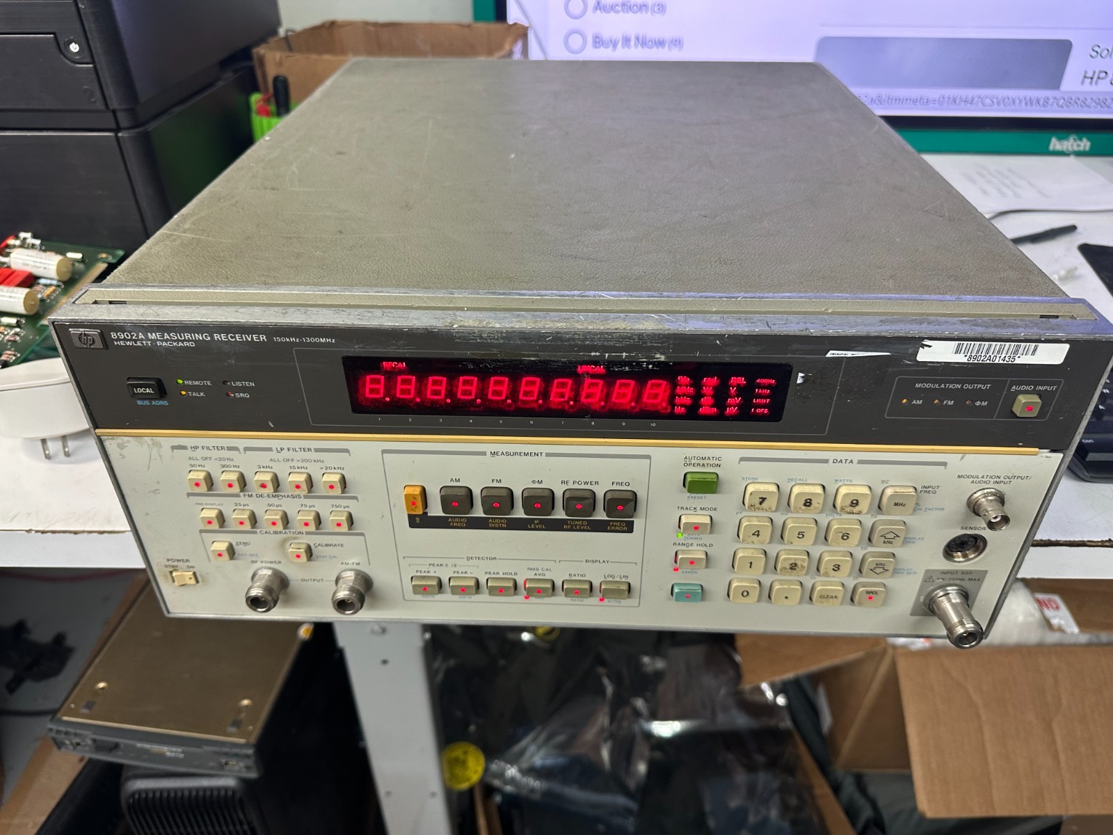 HP Hewlett Packard 8902A Measuring Receiver 150kHz-1300MHz Opt 030 032 033 050