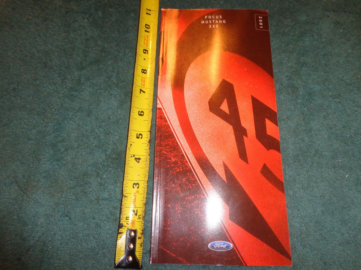 2001 FORD MUSTANG / FOCUS SALES BROCHURE / CATALOG ORIGINAL