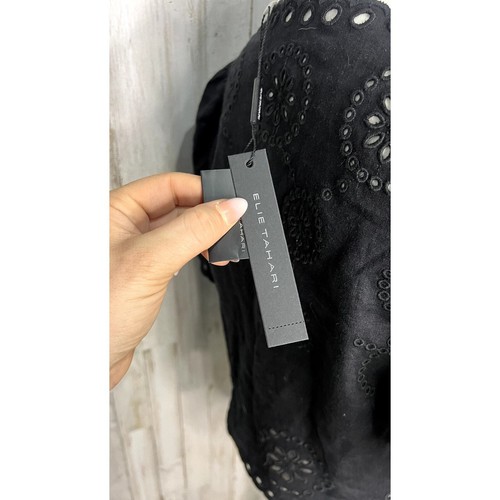 NWT Elie Tahari Women's Small Black Eyelet Lace V-Neck Puff Sleeve Crop Top - Picture 3 of 7