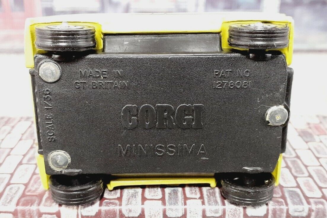 CORGI ジオラマミニ　ミニカーセット CORGI MINI MANIA 1/36 モンテカルロ ウィンターミニ ラリー