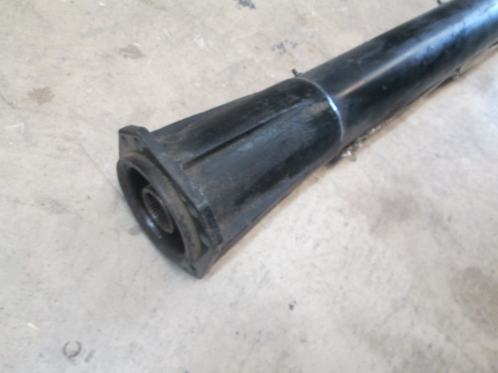 Maserati Spider - 4200  - Gearbox Torque Tube / Drive Shaft  USED # 187532
