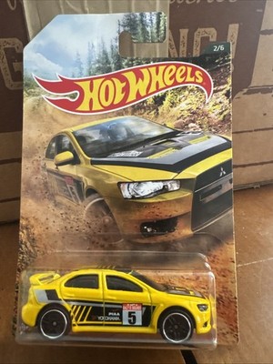 Hotwheels  08 Lancer Evolution Card Doesn t Lay Flat 