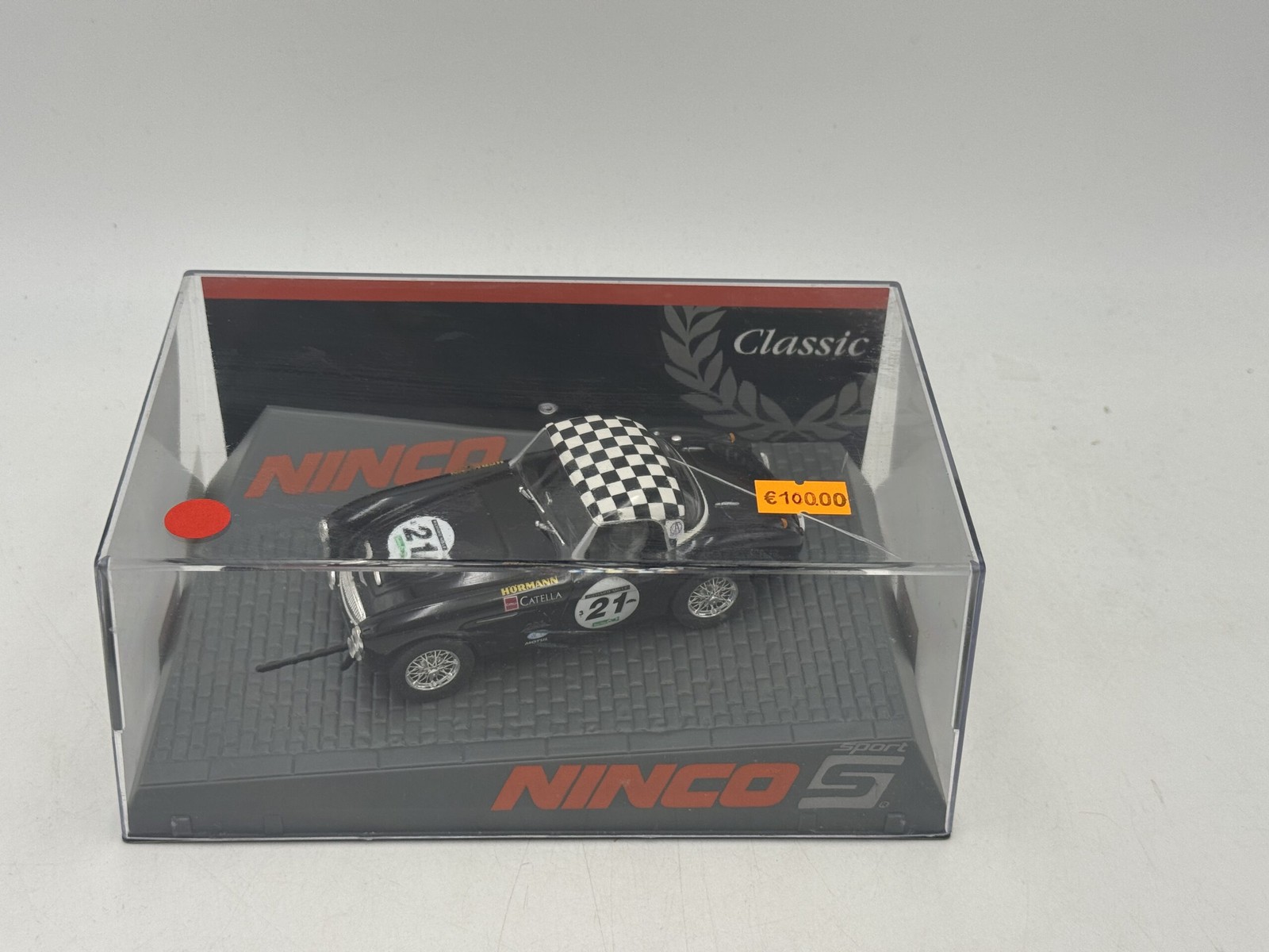 SLOT CAR 1/32 NINCO " AUSTIN HEALEY HARDTOP LM CLASSIC " REF. 50590