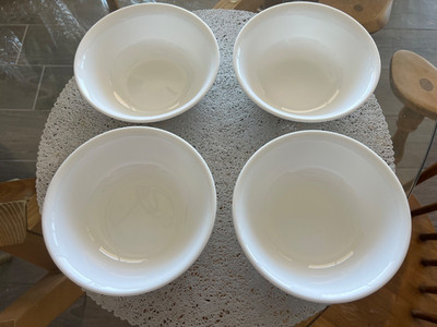 Set Of  4 Corelle Solid White Cereal Soup Bowls