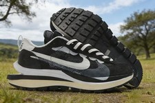 Nike Vaporwaffle / Sacai × Nike Nike x sacai VaporWaffle 'Sesame and Blue Void' Release Date. Nike