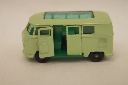 MATCHBOX LESNEY #34 Volkswagen Caravette Camper Van Green 1960s ENGLAND