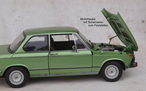 AutoArt BMW 2002 tii hellgrün, 1:18 - Bild 5 von 10
