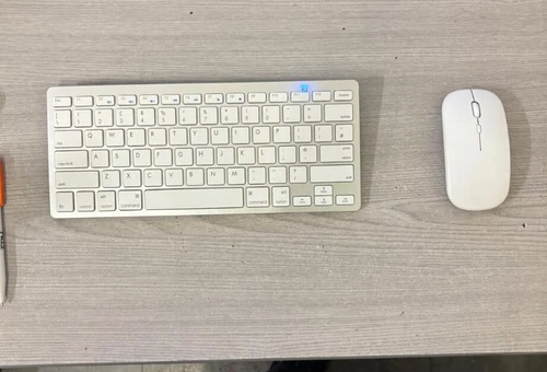 COMPACT WIRELESS KEYBOARD AND MINI MOUSE - RF333W