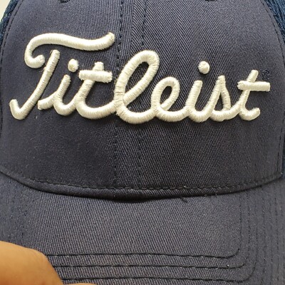 RARE EN FRANCE Casquette neuve Wilson Rouge et blanche Réglable EUR 7 RARE EN FRANCE Casquette neuve Wilson Rouge et blanche Réglable EUR 7