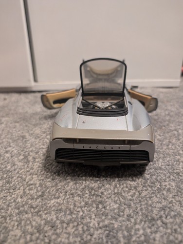 MAISTO, 1/18, JAGUAR XJ220 1992, GREY METAL - Picture 6 of 10