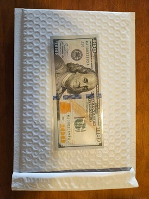 (1) $100 Dollar Bill, United States Real Money Cash US Currency Note