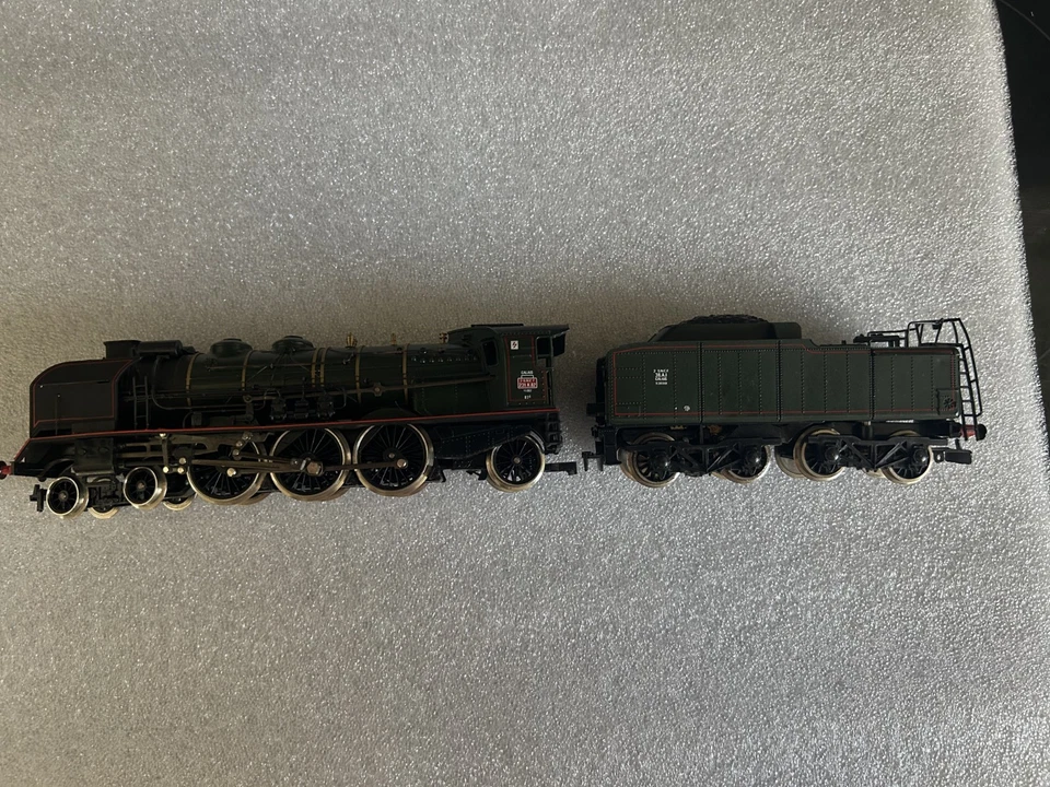 Juego de vagones de pasajeros escala HO Jouef (6) y locomotora 4-6-2 coches Foto 4 de 4