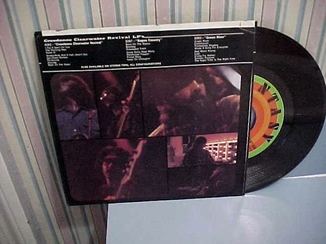 CREEDENCE CLEARWATER REVIVAL -FORTUNATE SON/DOWN ON THE CORNER-NM VINYL /EX SLV - Image 2 of 4