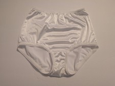 Vtg VANITY FAIR 40301 Satin Second Skin Light Control L / 7 White Brief Panties