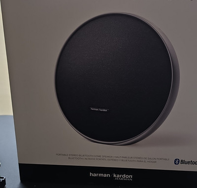 Harman Kardon Onyx Studio 9 Bluetooth Speaker, Self-tuning, Black