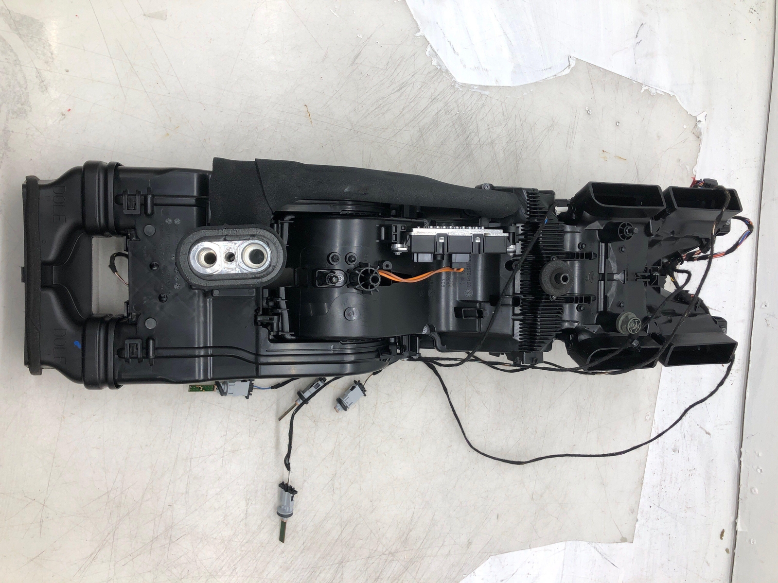2016-2020 BENTLEY BENTAYGA REAR HVAC HEATER CORE HOUSING BOX OEM 4M0820004