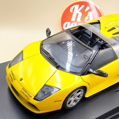［新品未開封］AUTOart製Lamborghini Murcielago 1/18 AUTOART LAMBORGHINI MURCIELAGO , METALLIC YELLOW , NEW