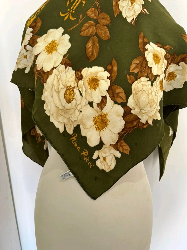 Bufanda verde seda S13# Nina Ricci 34 pulgadas Foto 3 de 4