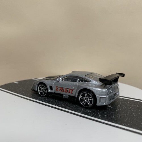 Ferrari 575 GTC All Stars 2007 Hot Wheels #201 plateado MTFL con cromo PR5 1:64 casi nuevo - Imagen 8 de 12