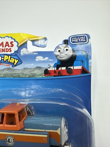 Take-n-Play DEN Thomas & Friends Metalldruckgussmotor V8978 tragbare Eisenbahn - Bild 3 von 8