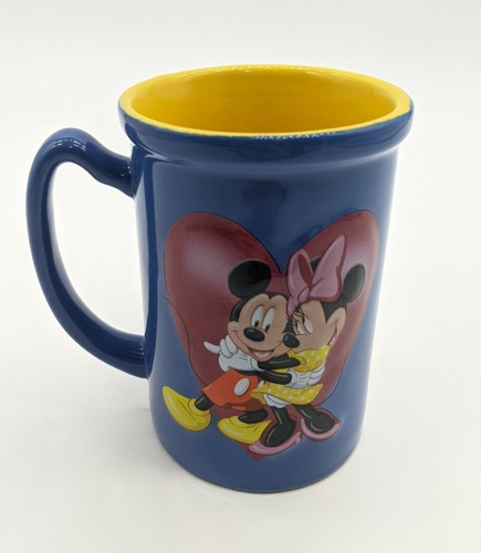 Disney Monogram International 3D Mickey Minnie Mouse Heart "A hug a day" Mug - Picture 3 of 4