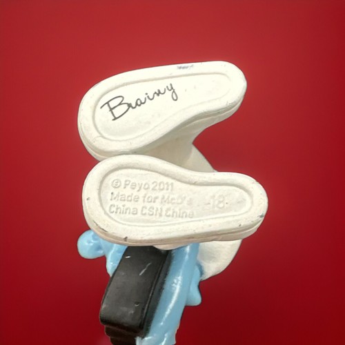 2011 mcdonalds smurfs BRAINY - Picture 6 of 6