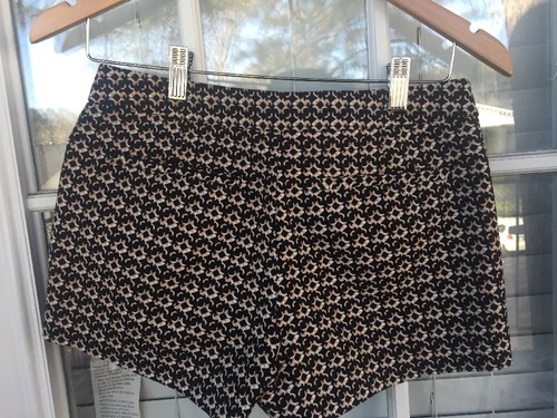 NWOT CYNTHIA ROWLEY BLACK CREAM COTTON SHORTS SIZE 2 - Picture 2 of 6