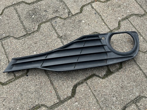 Original BMW F30 F80 Ziergitter Grill Stoßstange vorne rechts 18648510