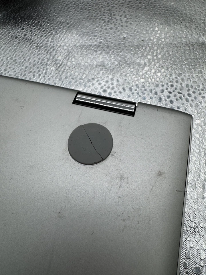 HP Envy X360 M6 Convertible, i3-7500U@2.7GHZ, 16GB RAM, 512GB SSD, Pantalla Táctil Foto 4 de 4