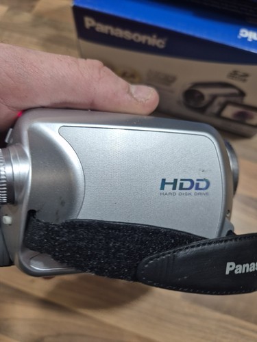 Panasonic SDR-H20GN-S HDD Camcorder 32X Optical Zoom inc Battery Works - Picture 7 of 10