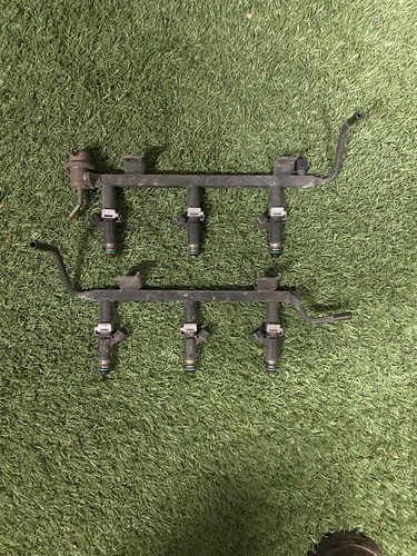 Holden RA Rodeo Isuzu 6VE1 Injector Rails And Injectors 3.5 V6 - Picture 2 of 2