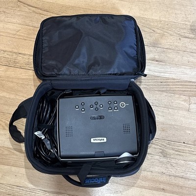 InFocus IN32 DLP Projector w/ Case, Remote & Cables   Tested 1193 Hrs