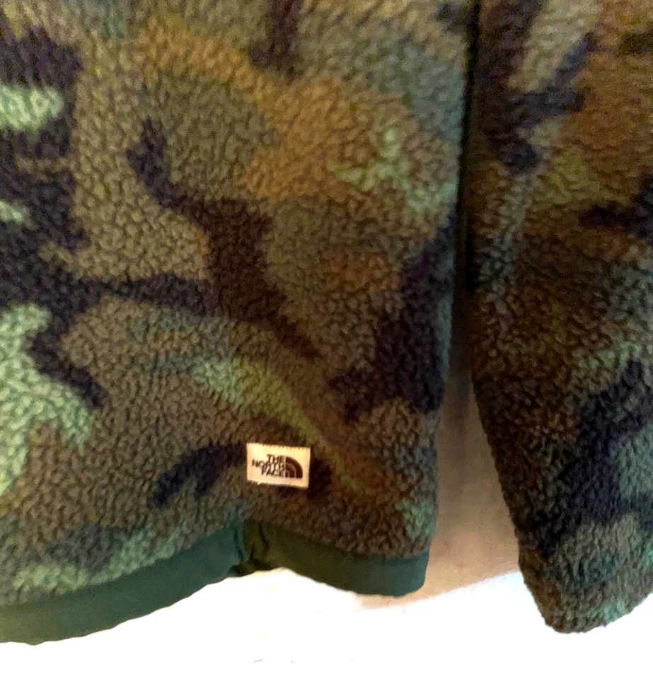 The North Face Mens L CRAGMONT 1/4 Snap Sherpa Fleece Jacket Military Green Camo - Image 2 of 4