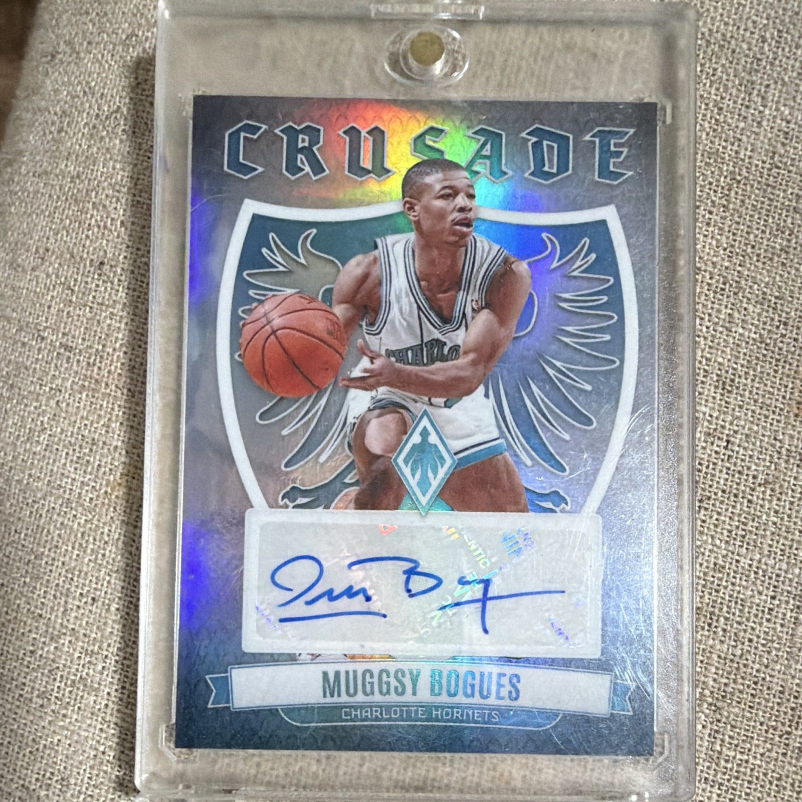 2023-24 Panini Phoenix Crusade Signatures Muggsy Bogues Hornets Auto CS-MUG