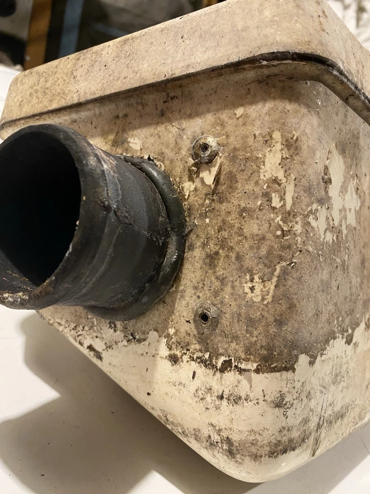 Caja de agua nariz cuadrada Yamaha Superjet Foto 4 de 4