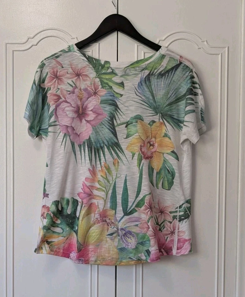 Blusa Tryst "EUA" Feminina Estampa Floral e Botânica Tamanho P Manga Curta  - Imagem 4 de 4