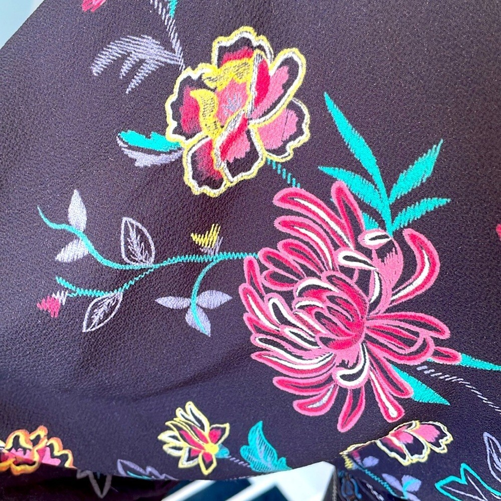 Flying Tomato - Bright Floral Patterned Wrap Top … - image 6