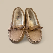 MINNETONKA Women’s  Moccasins 8 Tan Suede Leather Faux Fur Lined #4052