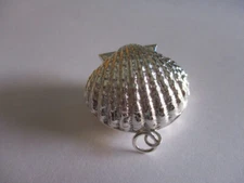 Gorgeous sterling silver pill box pendant shell style engraved both side