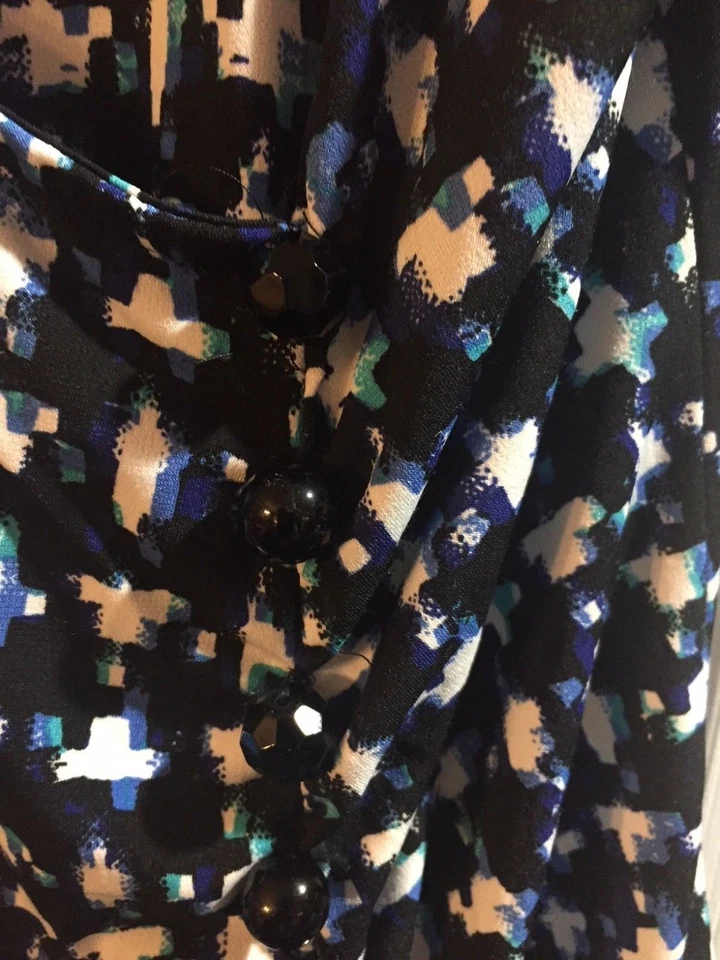 STYLE & CO. 2X TOP CRUZADO AZUL NEGRO BLANCO CON JOYAS NEGRAS + FALDA KATE HILL 20 Foto 2 de 4