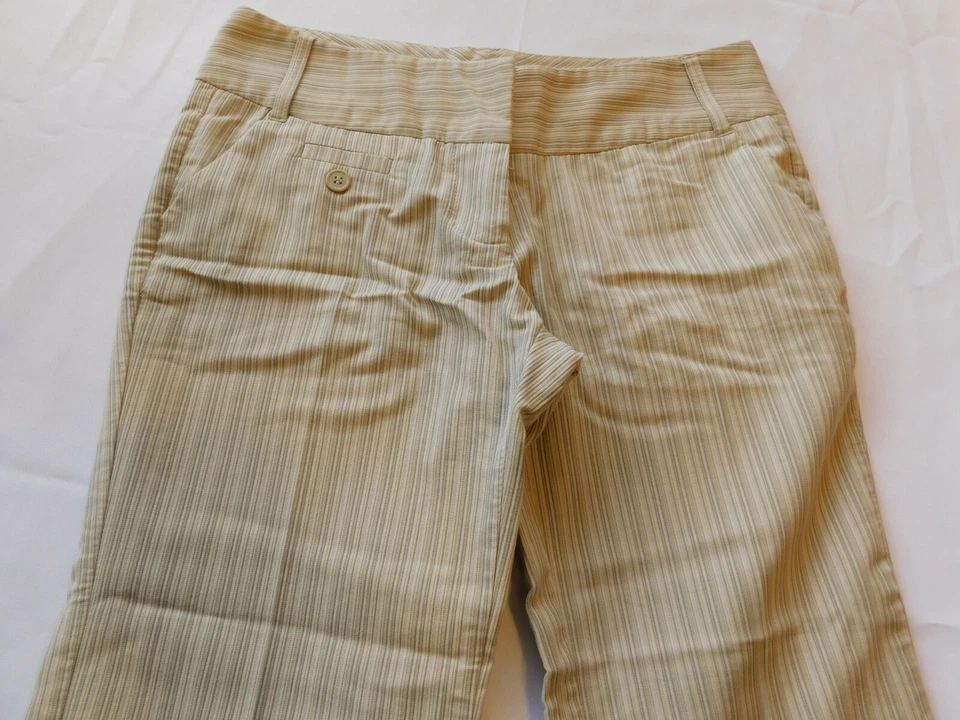 Pantalones Largos Charlotte Russe Para Mujer Junior Pantalones Talla 3 Rayas Lt Tan Usados en Excelente Condición Foto 2 de 4